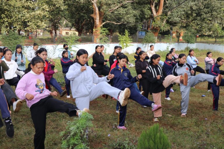 चापाकोटका बालिका र किशोरीलाई आत्मरक्षा तालिम